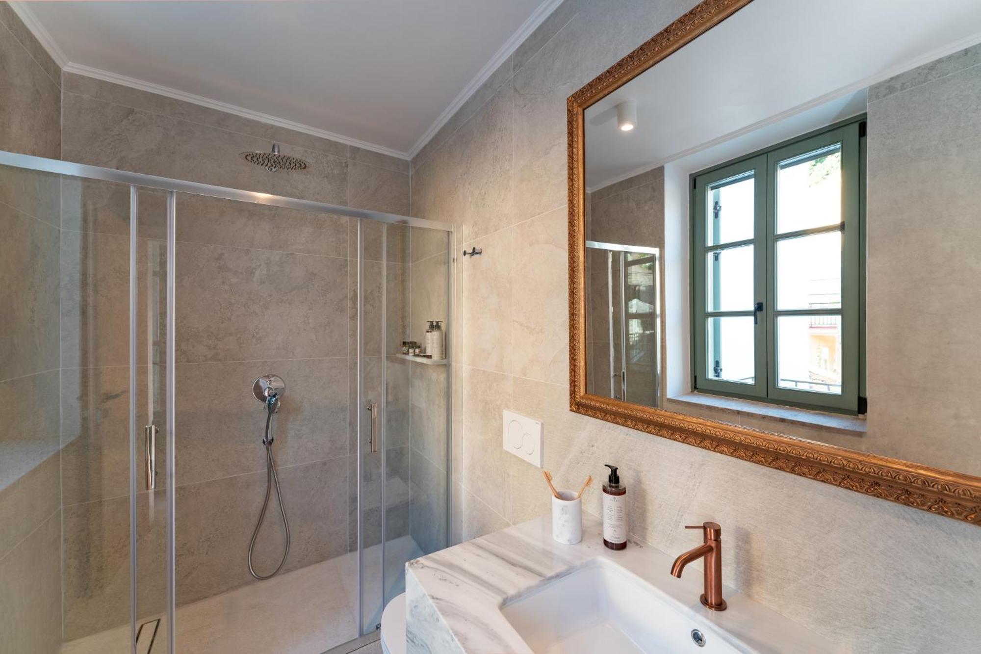 Appartement Nisomar Symi